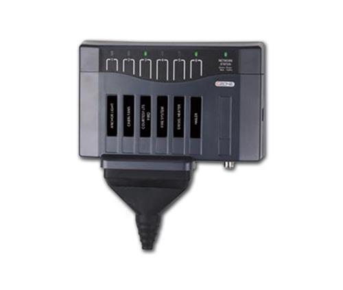 CZone uitvoerinterface (OI) met connector en beschermhoes