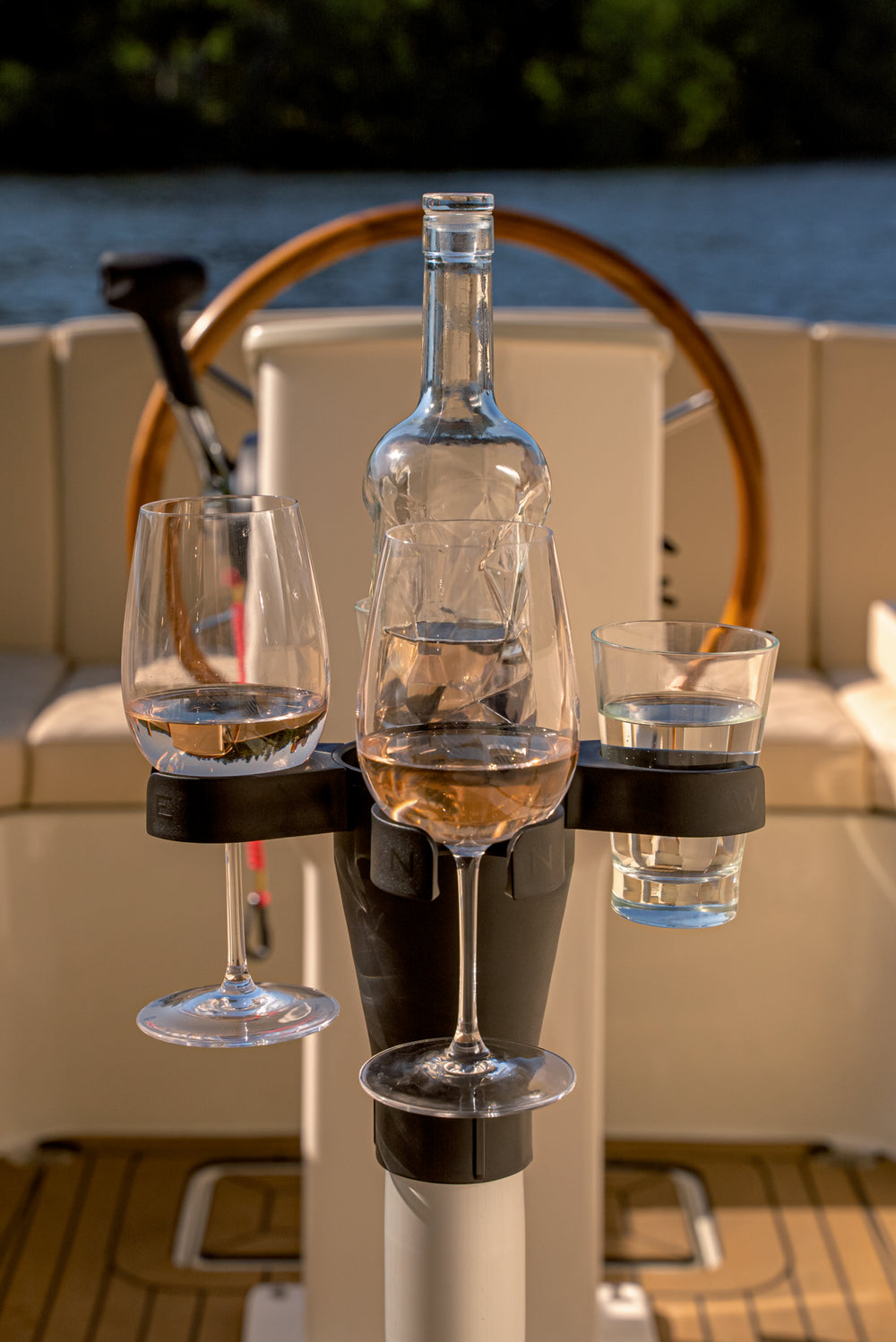 Stilla fles en bekerhouder
